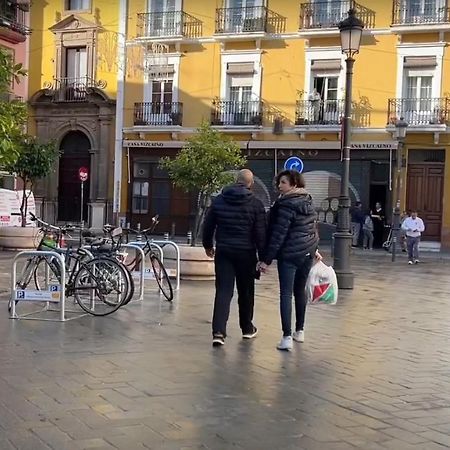 Habitacion Agradable Con Bano Individual Sevilla Dış mekan fotoğraf