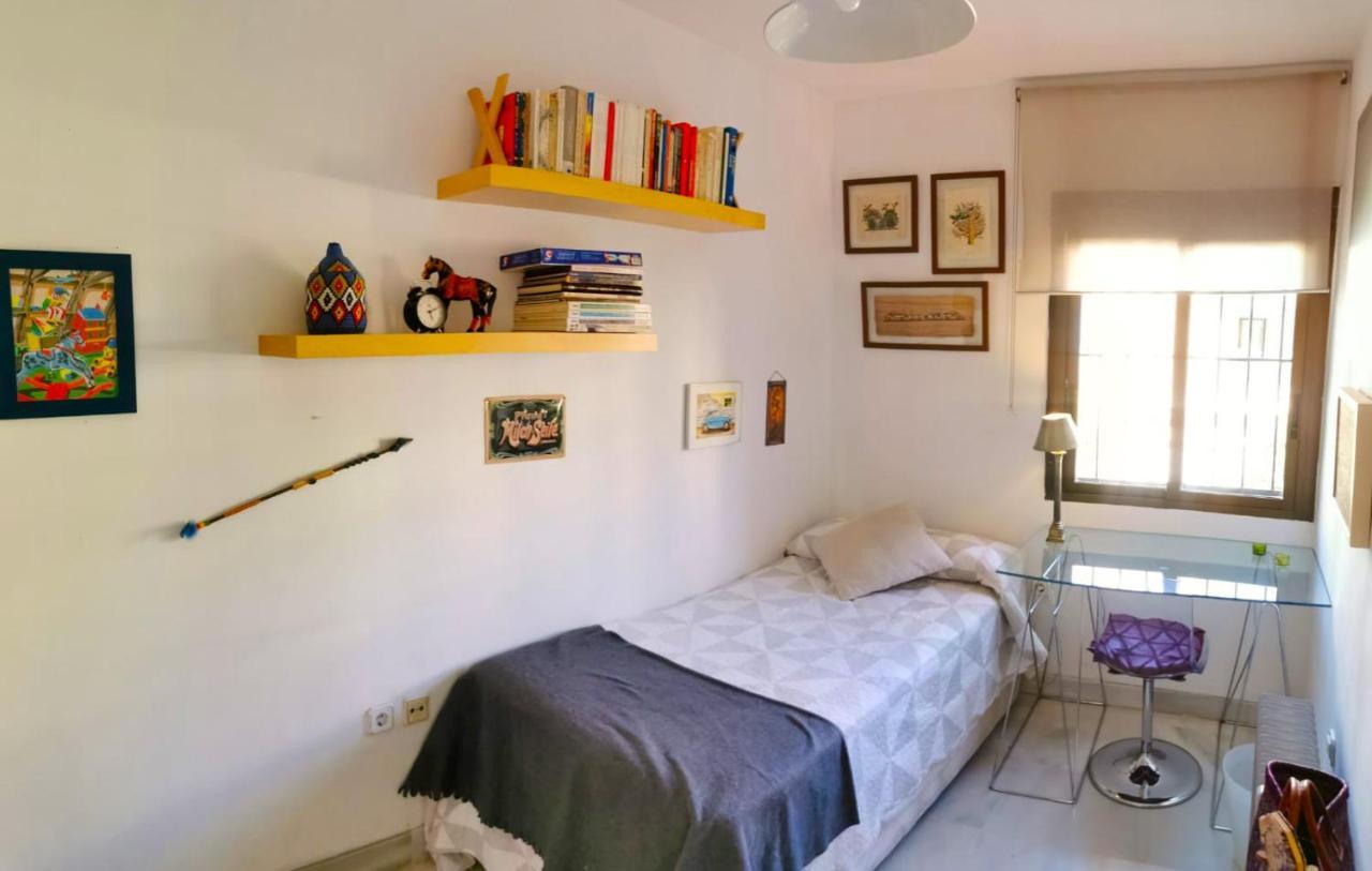 Habitacion Agradable Con Bano Individual Sevilla Dış mekan fotoğraf